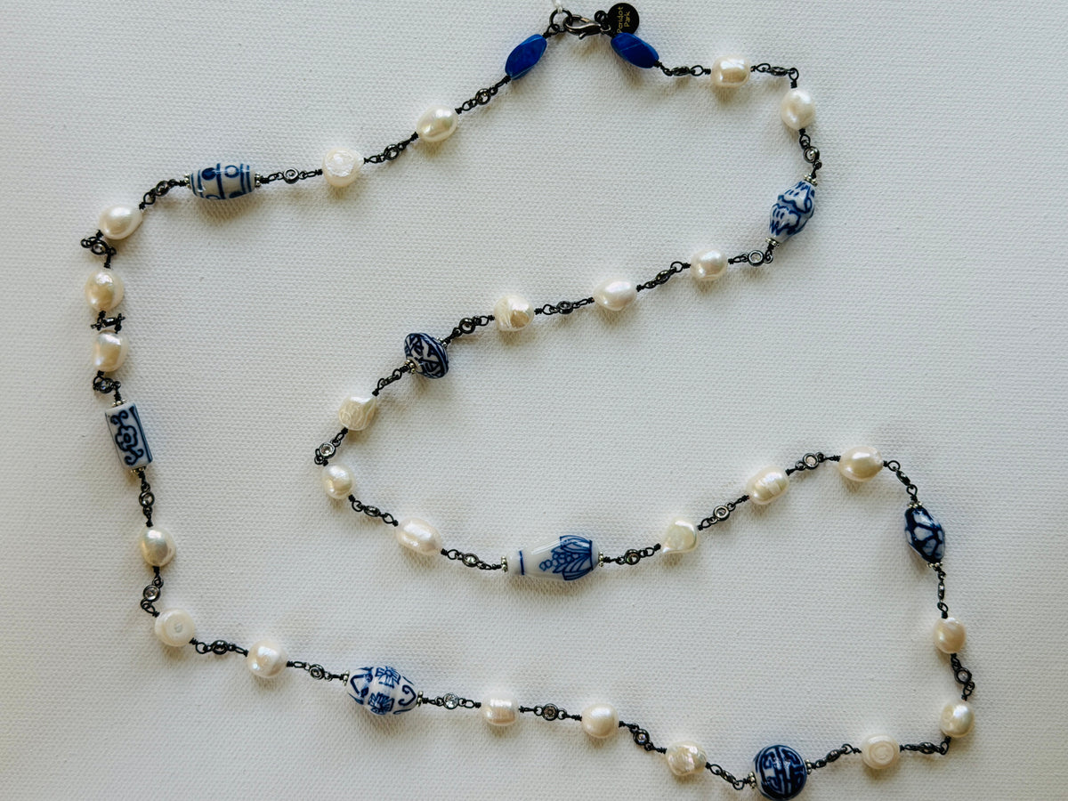 Pearl Lorelei with Blue & White Beads (Gunmetal)